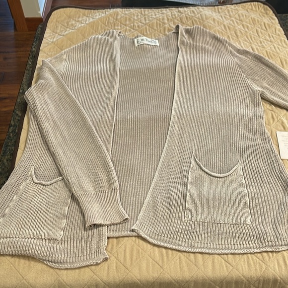 M Rena Open Front Cardigan - Picture 3 of 10